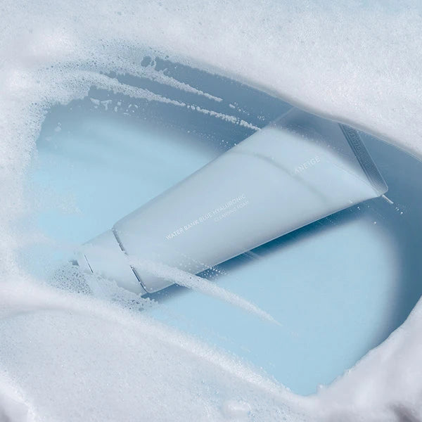 Water Bank Blue Hyaluronic Cleansing Foam (150g)