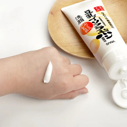Nameraka Honpo Soy Milk Cleansing Wash (150g)